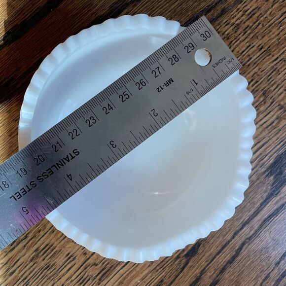 Vintage Viking Glass Milk Glass 5” Round Serving Candy Trinket Dish - Picture 6 of 6